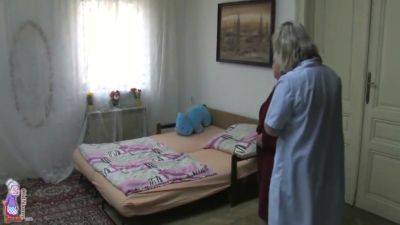 Dildo Tryout - hotmovs.com