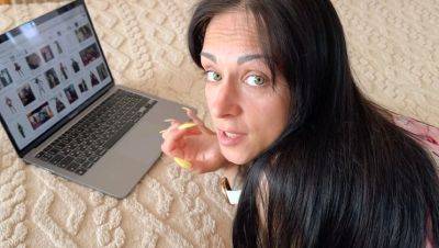 Stepdaughter Sucks Stepdad's Dick Deep While Stepmom's Away - Frintteza - porntry.com