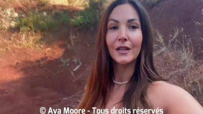 Amatrice Francaise And Ava Moore In Belle Se Fait Baiser Par Un Groupe Dinconnus Dans Les Bois 5 Min - upornia.com