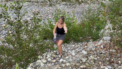 Outdoor Pussy & Ass For Luna - Luna Green & Markus Green - hotmovs.com