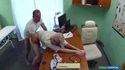 Long Legs - Glamour Delicious At Long Legs - videomanysex.com