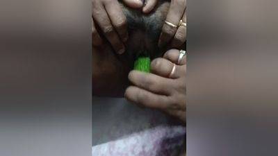 Bhabhi Ne Chud Se Pani Bahaya - desi-porntube.com - India