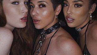 Vanessa Sky - Evelyn Claire - Ricky Johnson - Brooklyn Gray - RICKYS ROOM - Wild Fetish Foursome With 3 Hotties - ah-me.com