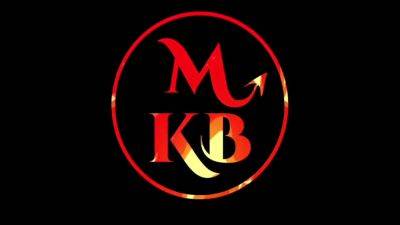 Kick, Clamp And Squish - hotmovs.com - Usa