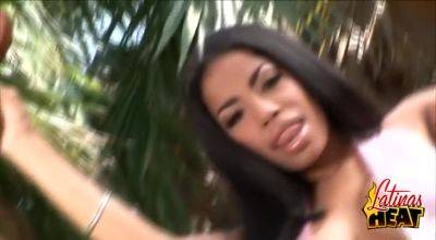 Havana Ginger Seduction And Blowjobs - hotmovs.com