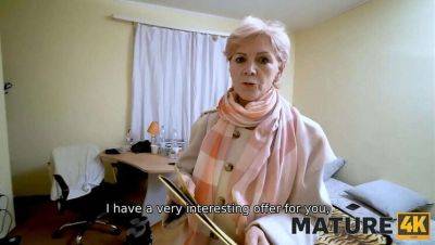 Hot Mature Cougar Gives Blowjob in Stockings - Shaved Pussy Granny Seduces Young Client - veryfreeporn.com