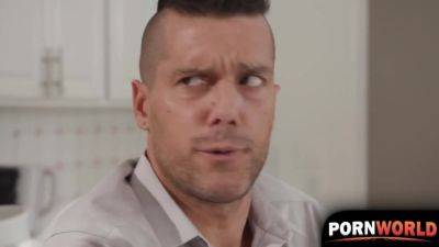 Hardcore Impomptu Threesome With The Landlords - hotmovs.com - Usa