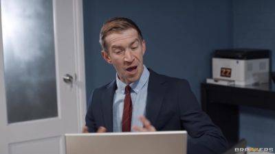 Virtual Fuckfest With Danny D, Mackenzie Page - Brazzers - hotmovs.com - Britain