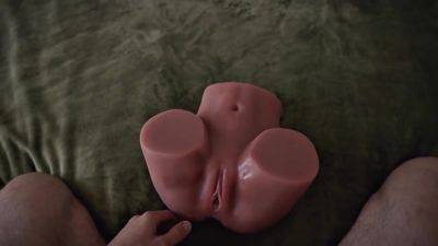 Russian Girl Is Already Ready To Squint In Bed - hotmovs.com - Russia