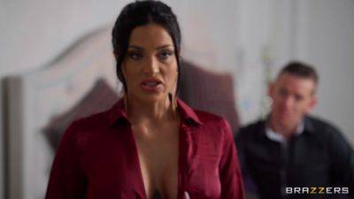 Zz Nuit Rouge With Manuel Ferrara, Azul Hermosa - Brazzers - hotmovs.com