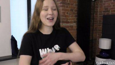 Redhead Village Milkmaid First Homemade POV - Hardcore Fucking & Huge Cumshot on Belly - veryfreeporn.com - Russia