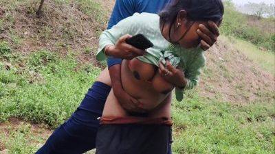 After College Holidays, Young Indian Desi Girl Goes To The Jungle With Her Boyfriends - Desi Village Young College Girl Jungle - Jungle Girl - desi-porntube.com - India