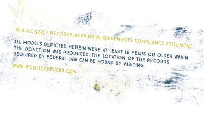 Evan And Lola Share Liam - hotmovs.com