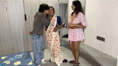 Indian Stepsister Threesome Fuck with Big Tits Friend - Hot Homemade Hindi Sex - porntry.com - India