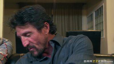 Piper Perri - Eric John - Pounding Piper With Tommy Gunn, Piper Perri, Eric John - Brazzers - hotmovs.com