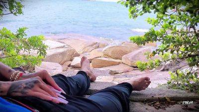 Happy Ending - Amateur Teen Handjob Cumshot Surprise on Beach Outdoor Sex - xxxfiles.com