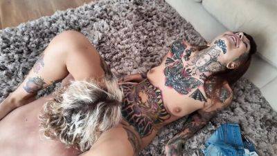 Camilla Creampie - Young Redhead Teen's First Lesbian Experience with Mature Woman - Camilla Creampie & Yourfavecumslut - veryfreeporn.com