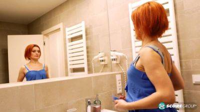 Miriam Sinn: a 40something MILF with great blow job skills - hotmovs.com