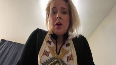 Nikky Dream - Nikky Dream In Uvey Ogluna Cinselligi Ogreten Sarısın Kaltak Deneyimlerini Sikiserek Yansıtıyor 10 Min - hclips.com