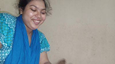 Hot Bengali Village Wife Fucking Hard In Home - desi-porntube.com - India