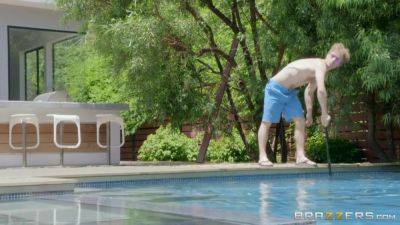 Deep Dive With Michael Vegas, Missy Martinez - Brazzers - hotmovs.com