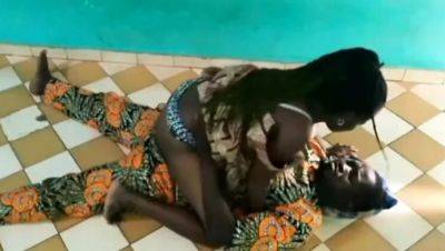 Homemade Step Mom Lani Gives Intense Handjob and Fucking on Floor with BBC in Doggy Style - xxxfiles.com - Japan - India