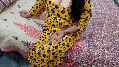 Indian Wife Cheats on Husband with Boss - First Time Hotel Sex - QueenbeautyQB - xxxfiles.com - India