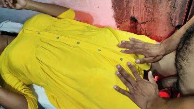 Indian village virgin's first anal sex with big cock in viral HD video - veryfreeporn.com - India