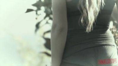 Taylor Sands Offers Up Her Teenage Asshole - hotmovs.com