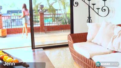 Jenn Does Hands-free Pussy Toying - hotmovs.com