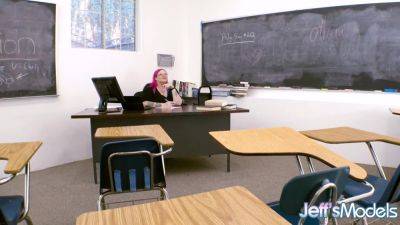 Chubby Private Tutor Sara Star Can't Resist a BBC - hotmovs.com