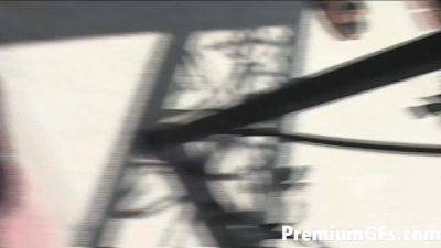 Vicky Vette Blowjob and Fucked on Pool - hotmovs.com