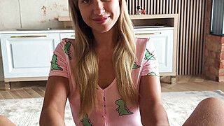 Step Sister in Pajamas Gets a Load in Her Mouth, part - ah-me.com