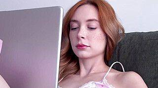 Cutie helped relieve stress after work with good sex - ah-me.com