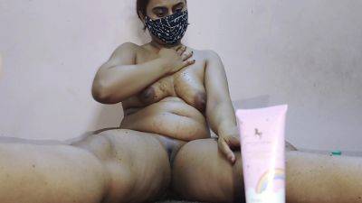 Bhabi Jaan Full Body Massage Karte Howay Buhat-so Sexy Paki Bhabi - desi-porntube.com - India