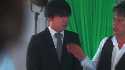 TWICEWAKUXXOSAAUAC32JUQ886 - upornia.com