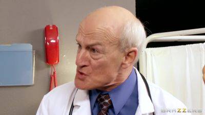 Naughty Nurses With Krissy Lynn, Erik Everhard - Brazzers - hotmovs.com