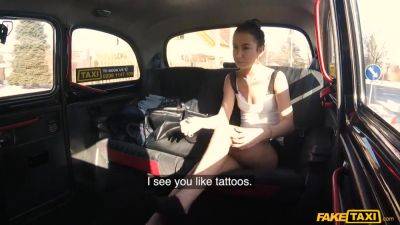 Overheated And Easy Lay - hotmovs.com