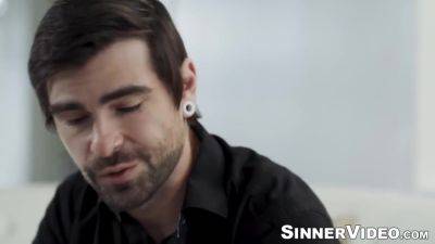 Julia Robbie In Graces The Bedroom With Their Sweet Cunts Juices - hotmovs.com