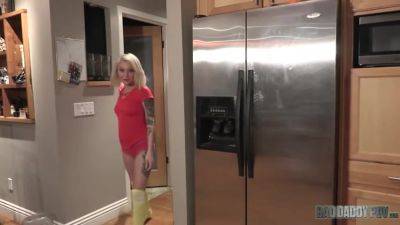 Dakota Skye Is In A Lot Of Trouble - hotmovs.com