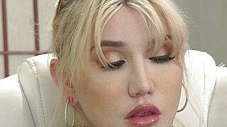 Eric John - Tranny shrink helps guy with shoe fetish - ah-me.com