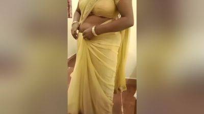 Desi India - Verified Amateurs - Desi Indian Tamil Pondati-in Sontha Akka-va Correct Panni Hotel-ku Thallitu Pona Cuckold Purusan - desi-porntube.com - India