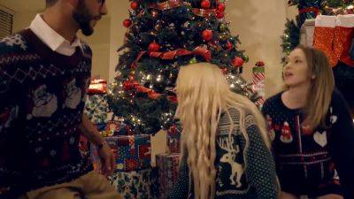 Steve Holmes - Creampie Friends Stepdaughter Swap - Emma Starletto, Steve Holmes And Kate Bloom - hotmovs.com