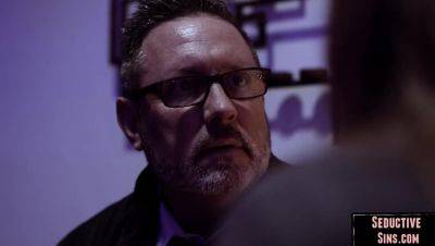 Cockhungry cougar pussydestroyed - hotmovs.com