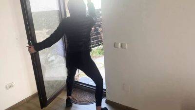 MilfyCalla Neighbor Blowjob POV: Amateur Latina MILF Gives Sugar and Takes Cum in Mouth - porntry.com