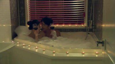 Korean Softcore Collection Romantic Korea Couple Bubble Bath - hotmovs.com - North Korea