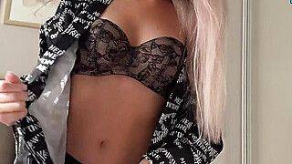 Думаешь Жена без Тебя скучает? Нет Она и Без Своего Куколда на Члене Друга Кончает - ah-me.com