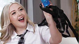 Stepmom satisfying her bitch stepdaughter with strap on - ah-me.com