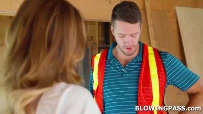 Lolly Dames And Big T In Busty Milf Tipping Handyman With Blowjob - hotmovs.com