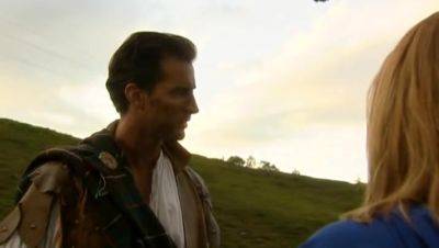 Bisexuals Ginger and Vanda Lick Pussy before Getting Anal in 3 Way - Private Porn Sex Videos - hotmovs.com